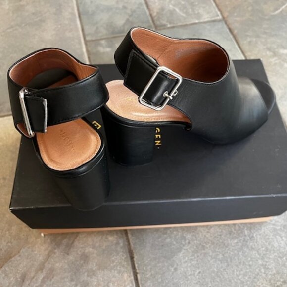 Dina Slide Black Leather Sandal (Women) Halogen Size 8.5 M - Picture 6 of 9